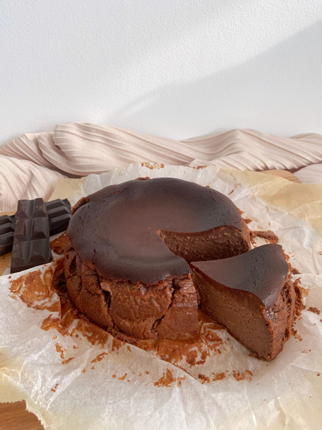 Creamy chocolate basque burnt cheesecake