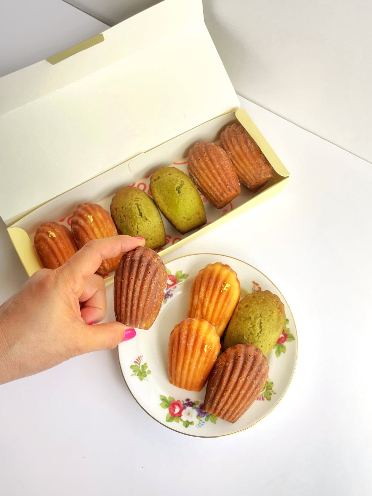 Mid-Autumn Festival Madeleine Gift Box