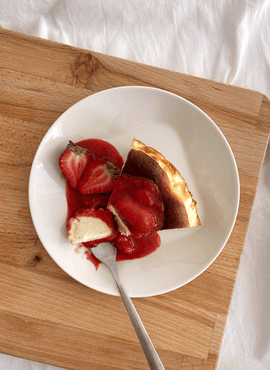 Basque Burnt Cheesecake with Strawberry Compote